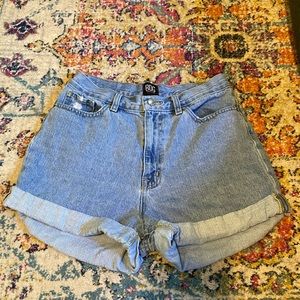 UO BDG Mom high rise shorts